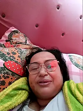 Snapshot of GiaNahomi chatting on January 16, 2025, 2:19 pm GiaNahomi online show from January 16, 2025, 2:19 pm