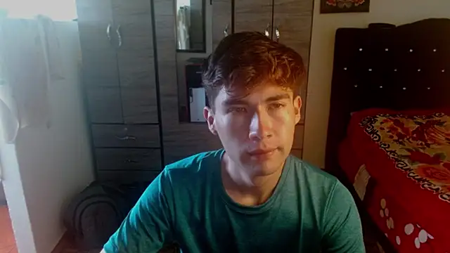 Snapshot of samael1107 chatting on December 19, 2025, 8:00 pm samael1107 online show from December 19, 2025, 8:00 pm