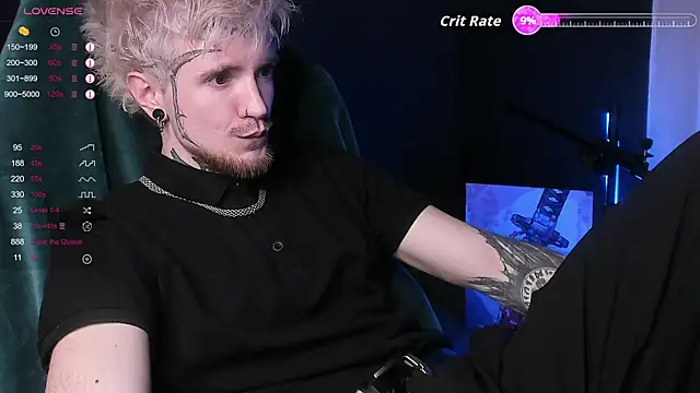Badrabbitt  online show from May 4, 2026, 7:39 pm