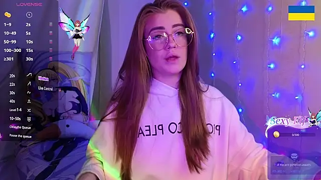 RedVelveten online show from January 27, 2025, 8:17 pm