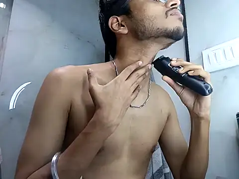 skinnyyyyyyyyy online show from March 5, 2025, 4:02 am