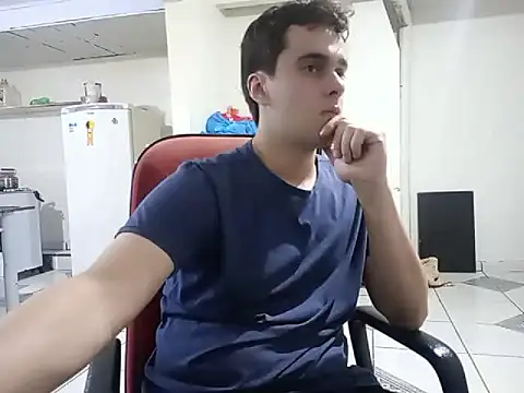 Snapshot of Emanuel_W chatting on April 23, 2026, 7:48 pm Emanuel W online show from April 23, 2026, 7:48 pm
