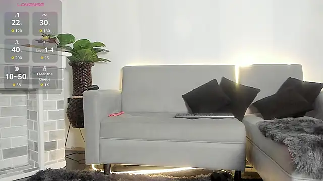 Snapshot of Selenecollins chatting on October 8, 2025, 12:28 pm Selenecollins online show from October 8, 2025, 12:28 pm