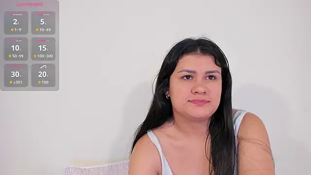 Snapshot of Elalove_ chatting on May 19, 2026, 8:21 am Elalove online show from May 19, 2026, 8:21 am