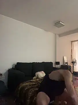 Snapshot of LCarreraa chatting on June 17, 2026, 6:29 pm LCarreraa online show from June 17, 2026, 6:29 pm