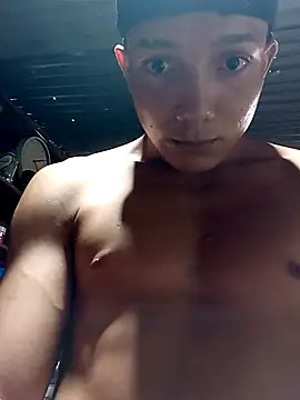 tayson  online show from March 5, 2025, 6:01 pm