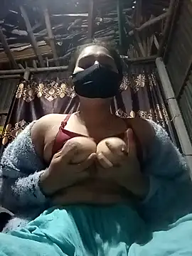 HenaAra online show from February 3, 2025, 5:46 pm