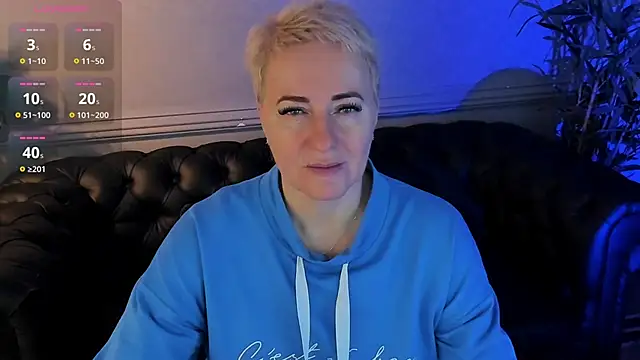 Snapshot of Nika_Smit chatting on December 5, 2025, 8:46 am Nika Smit online show from December 5, 2025, 8:46 am