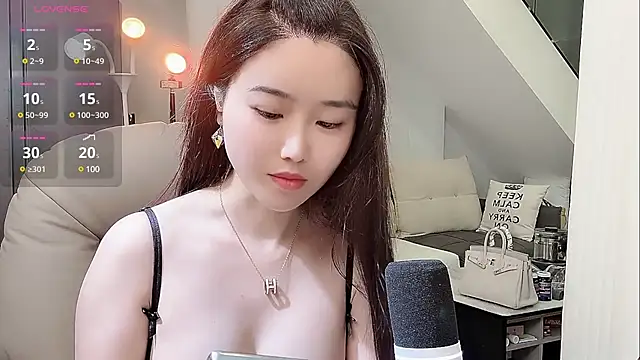 Snapshot of yoyo520- chatting on March 22, 2025, 11:31 pm yoyo520- online show from March 22, 2025, 11:31 pm