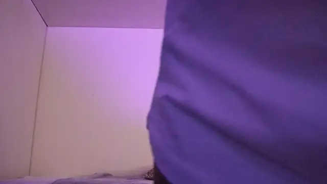 Snapshot of IvyKaelani chatting on October 20, 2025, 2:50 pm IvyKaelani online show from October 20, 2025, 2:50 pm