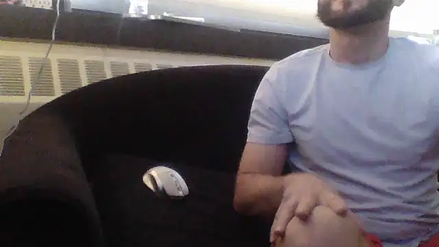 Snapshot of maccdaddy87 chatting on November 3, 2025, 7:39 pm maccdaddy87 online show from November 3, 2025, 7:39 pm