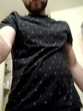 maccdaddy87 online show from May 16, 2026, 9:14 pm