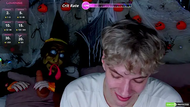 Snapshot of TrevorBenson chatting on October 29, 2025, 6:07 pm TrevorBenson online show from October 29, 2025, 6:07 pm