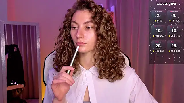 lady curls online show from January 21, 2025, 9:04 pm