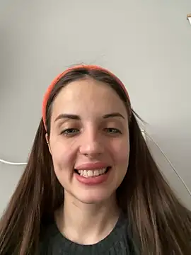 Snapshot of AmiLavs chatting on February 7, 2025, 11:12 am AmiLavs online show from February 7, 2025, 11:12 am