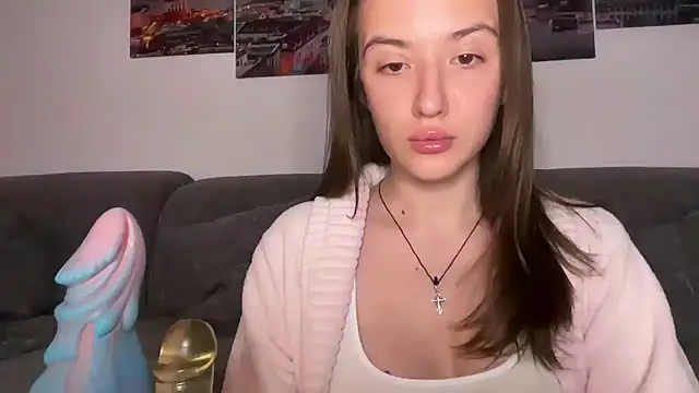 EmilyWi  online show from May 10, 2026, 9:16 pm