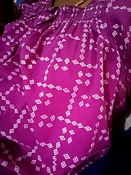 Snapshot of Pavitra78 chatting on March 11, 2025, 1:23 pm Pavitra78 online show from March 11, 2025, 1:23 pm