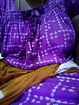 Snapshot of Pavitra78 chatting on March 11, 2025, 6:19 pm Pavitra78 online show from March 11, 2025, 6:19 pm