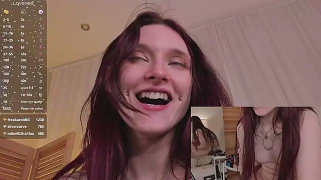 J Hunter  online show from March 18, 2025, 12:39 pm