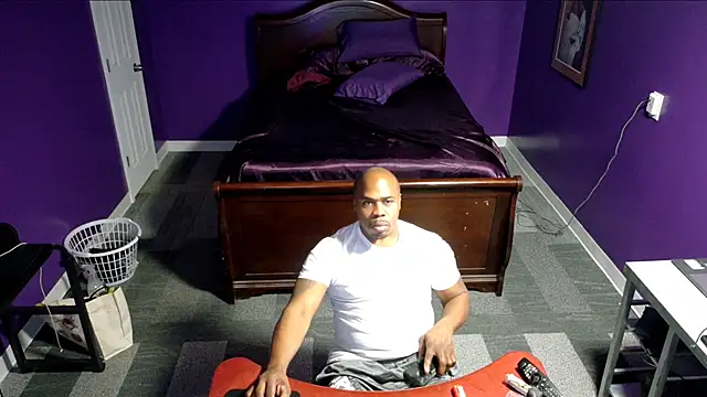 Snapshot of Dcrush17 chatting on September 29, 2025, 3:39 pm Dcrush17 online show from September 29, 2025, 3:39 pm