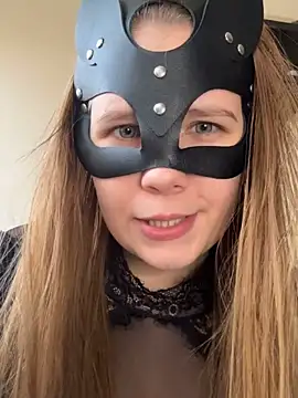 Snapshot of Mia_harmati chatting on April 2, 2026, 9:16 am Mia harmati online show from April 2, 2026, 9:16 am