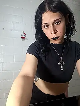 Snapshot of LetiTrans chatting on January 17, 2026, 3:32 am LetiTrans online show from January 17, 2026, 3:32 am