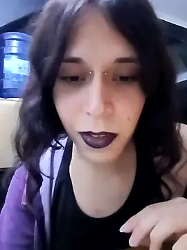 Snapshot of LetiTrans chatting on March 10, 2026, 12:47 am LetiTrans online show from March 10, 2026, 12:47 am