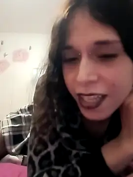 Snapshot of LetiTrans chatting on March 7, 2026, 4:08 am LetiTrans online show from March 7, 2026, 4:08 am