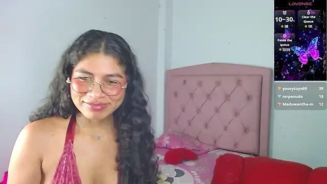 Snapshot of Cynthia_hazel chatting on February 5, 2025, 7:39 am Cynthia hazel online show from February 5, 2025, 7:39 am