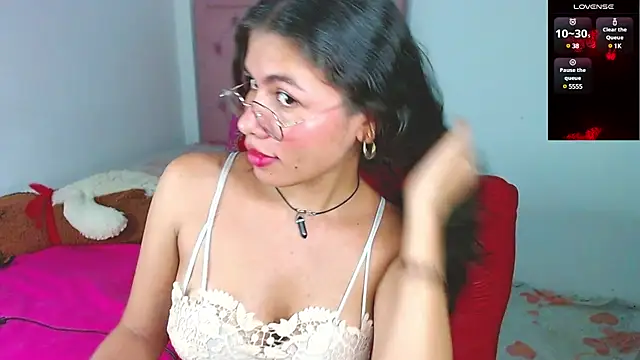 Snapshot of Cynthia_hazel chatting on December 4, 2024, 4:37 am Cynthia hazel online show from December 4, 2024, 4:37 am