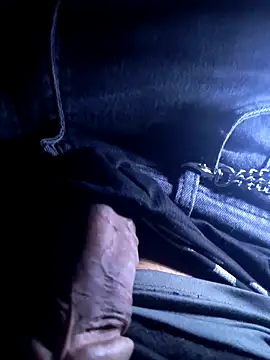 Magroveiudo online show from February 5, 2026, 1:18 pm