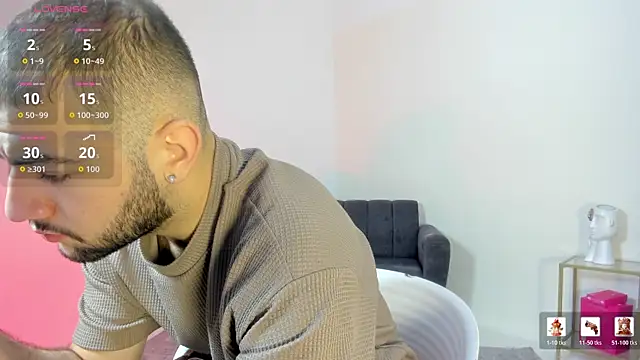 Snapshot of MaximusDick1_ chatting on July 27, 2026, 12:12 pm MaximusDick1 online show from July 27, 2026, 12:12 pm