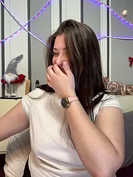 Jadelli online show from February 26, 2025, 7:53 pm