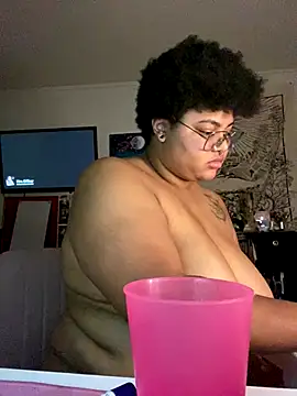 Snapshot of Ectorius chatting on October 19, 2025, 1:08 am Ectorius online show from October 19, 2025, 1:08 am