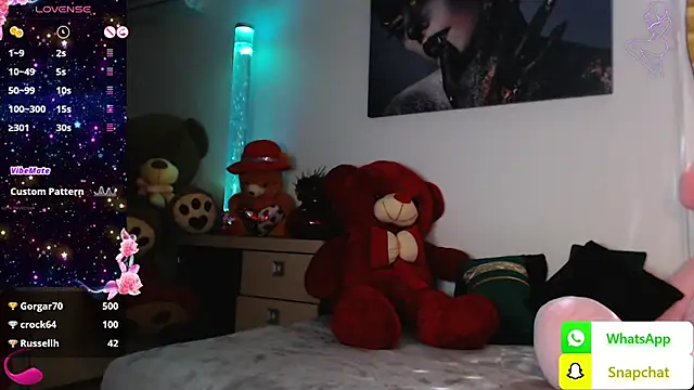 Snapshot of EvelynAisha chatting on February 14, 2025, 3:58 pm EvelynAisha online show from February 14, 2025, 3:58 pm