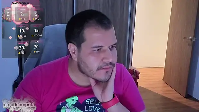 Snapshot of bearcloudcomputa chatting on November 8, 2025, 5:00 am bearcloudcomputa online show from November 8, 2025, 5:00 am