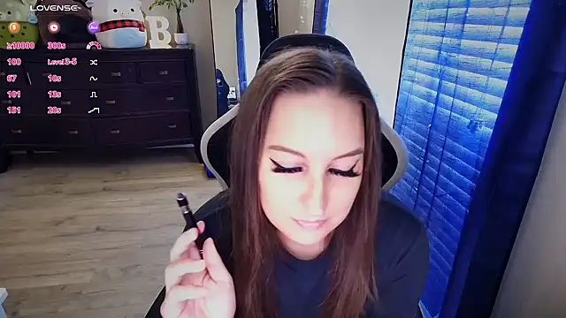 Brooklyn Bee online show from November 13, 2025, 8:13 pm