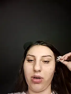 KarinaCelinne online show from December 6, 2024, 10:35 pm