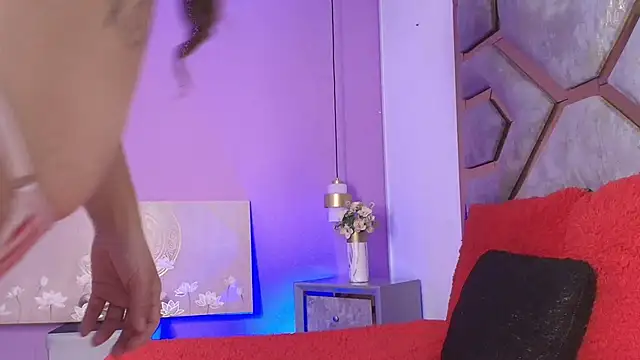 Snapshot of BRITHANY_SPARK chatting on November 27, 2025, 4:13 am BRITHANY SPARK online show from November 27, 2025, 4:13 am