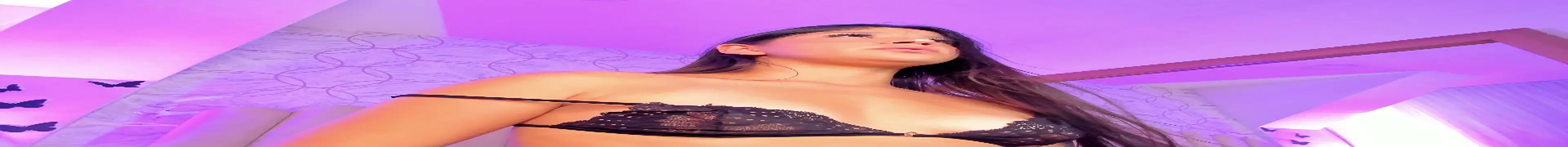 Snapshot of Foxy200__ chatting on July 13, 2026, 9:03 pm Foxy200 online show from July 13, 2026, 9:03 pm
