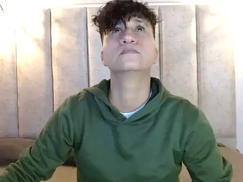 Snapshot of Im_Milan_Rs chatting on October 12, 2025, 3:41 am Im Milan Rs online show from October 12, 2025, 3:41 am