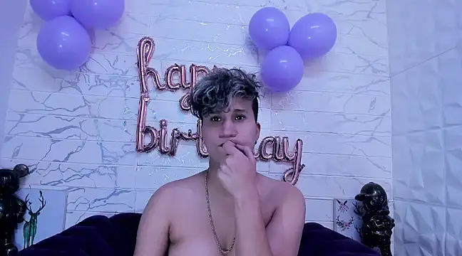 Snapshot of Im_Milan_Rs chatting on March 11, 2025, 9:13 am Im Milan Rs online show from March 11, 2025, 9:13 am