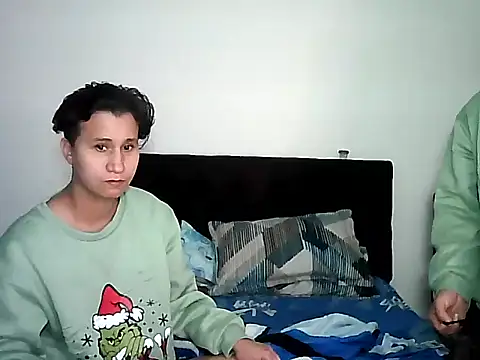 Snapshot of Im_Milan_Rs chatting on December 14, 2025, 4:29 am Im Milan Rs online show from December 14, 2025, 4:29 am