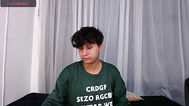 Snapshot of Im_Milan_Rs chatting on November 8, 2025, 3:43 am Im Milan Rs online show from November 8, 2025, 3:43 am