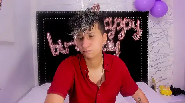 Snapshot of Im_Milan_Rs chatting on March 12, 2025, 1:36 am Im Milan Rs online show from March 12, 2025, 1:36 am