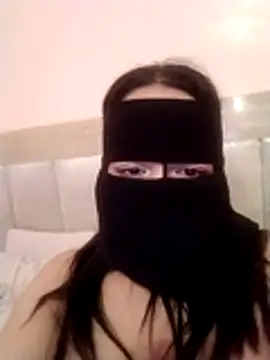 Snapshot of nadya-74 chatting on December 5, 2025, 8:28 pm nadya-74 online show from December 5, 2025, 8:28 pm