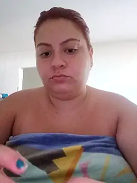 Snapshot of carola_hotwife chatting on May 13, 2026, 12:45 pm carola hotwife online show from May 13, 2026, 12:45 pm