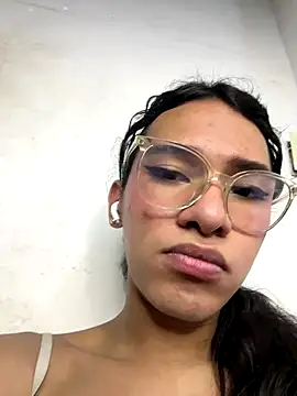 Snapshot of Antonella_narsk chatting on October 28, 2025, 5:45 pm Antonella narsk online show from October 28, 2025, 5:45 pm