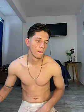 Bodyxx23 online show from May 6, 2026, 10:14 pm
