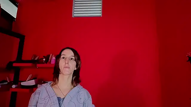 Snapshot of Ambar_Roux_ chatting on May 8, 2026, 12:42 pm Ambar Roux online show from May 8, 2026, 12:42 pm